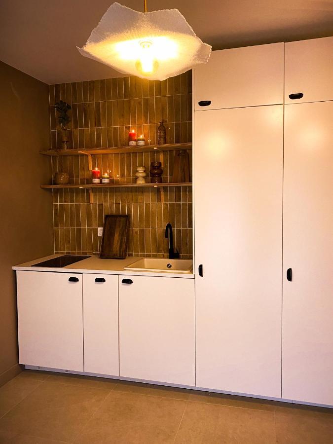 Love Room Suite Bali - Auray En Bretagne Brech Bagian luar foto